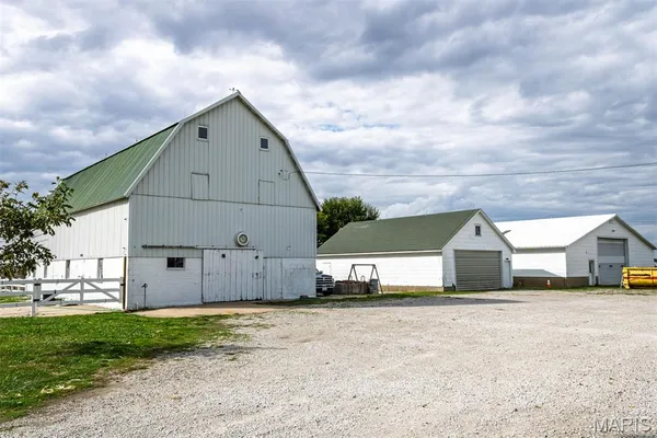 $425,000 | 371 Frey Meadows Road, Pocahontas, IL 62275