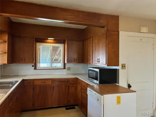 $450,000 | 371 Frey Meadows Road, Pocahontas, IL 62275