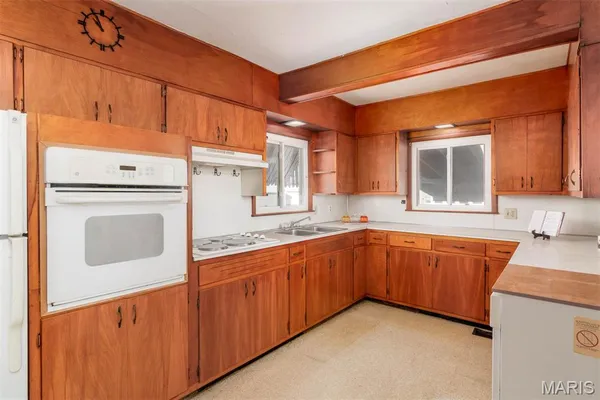 $425,000 | 371 Frey Meadows Road, Pocahontas, IL 62275