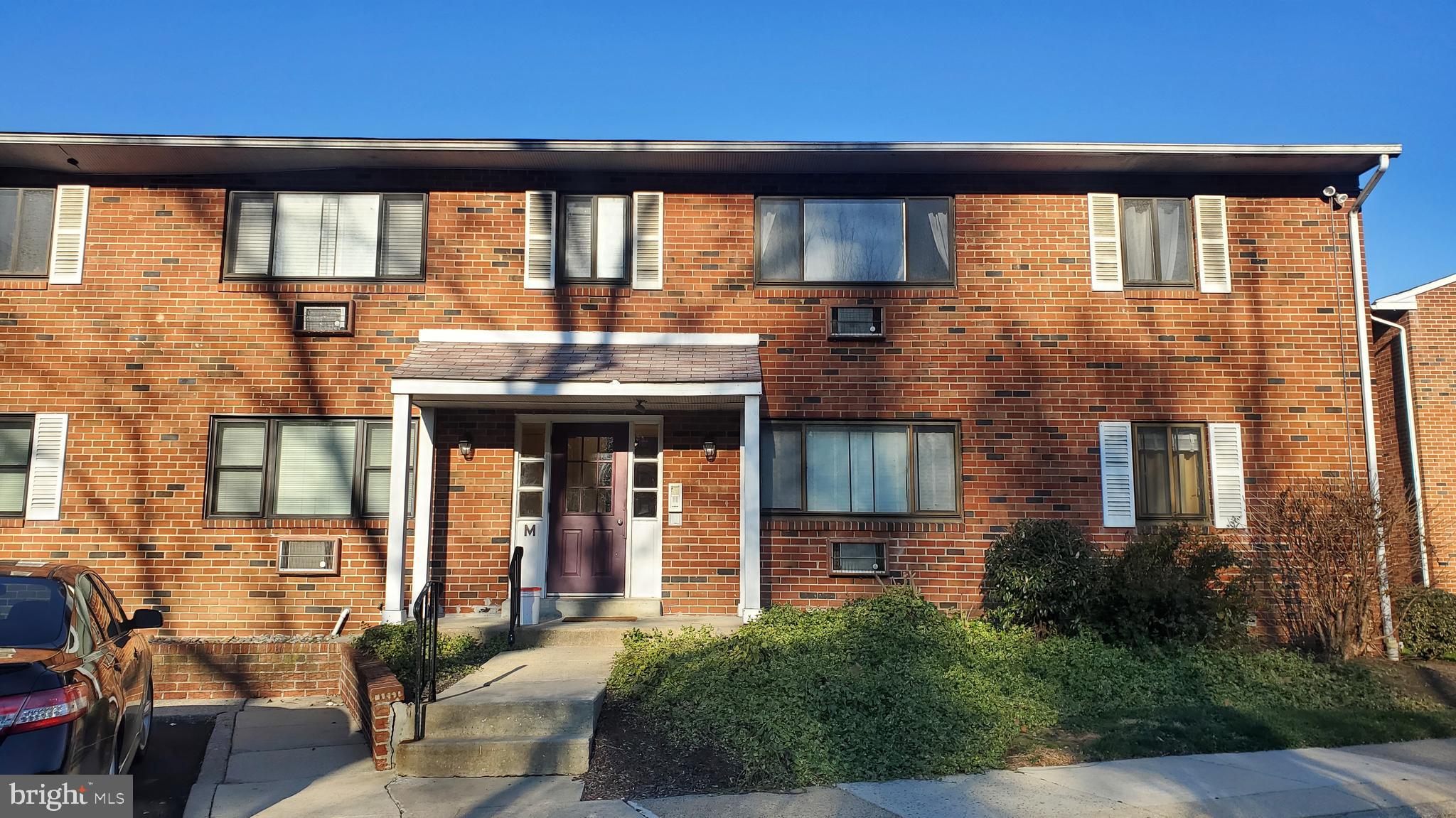 1 Lawrence Road, Unit M1B Broomall, PA 19008 - Photo 17 of 17 Building entrance