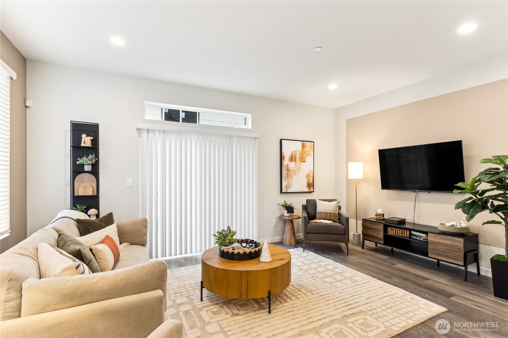 19524 16th Avenue Southeast, Unit D5 Bothell, WA 98012 - Photo 2 of 25