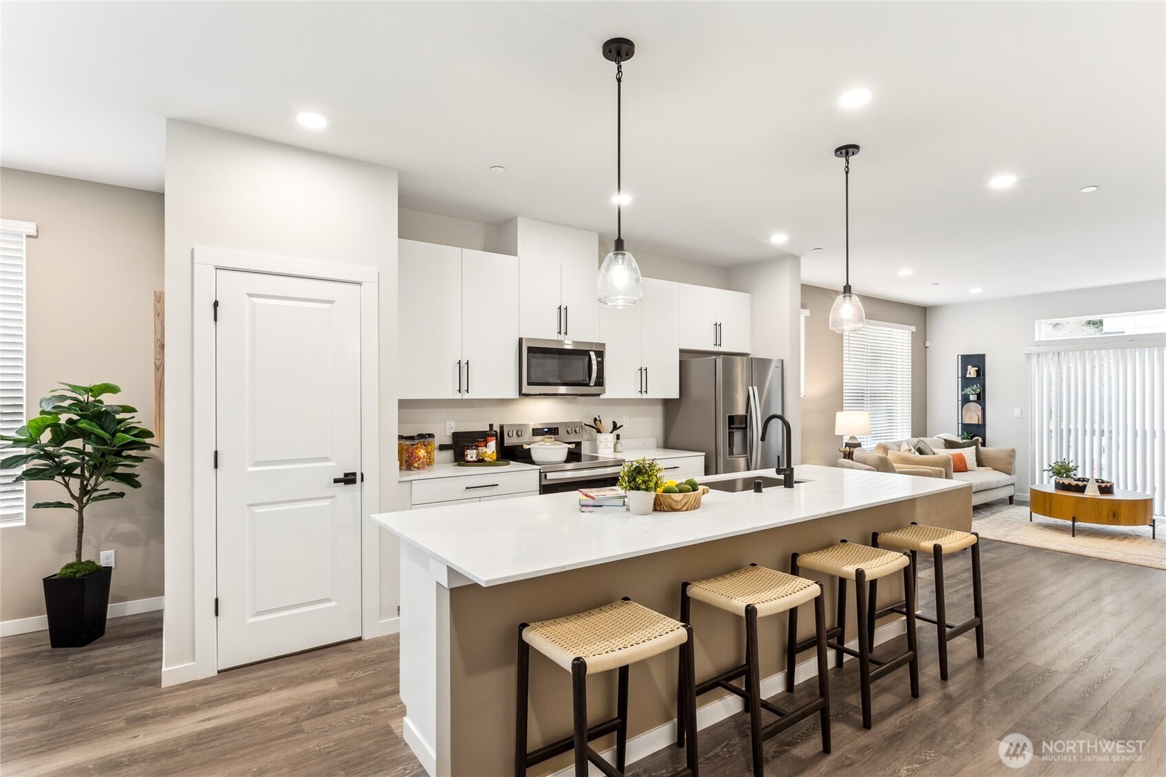 19524 16th Avenue Southeast, Unit D5 Bothell, WA 98012 - Photo 5 of 25