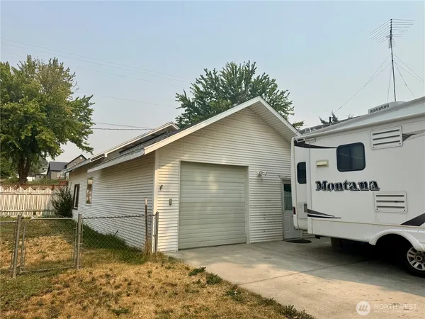 a view of a car garage