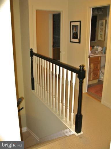 12300 Coleraine Court Reston, VA 20191 - Photo 8 of 28 a view of a hallway