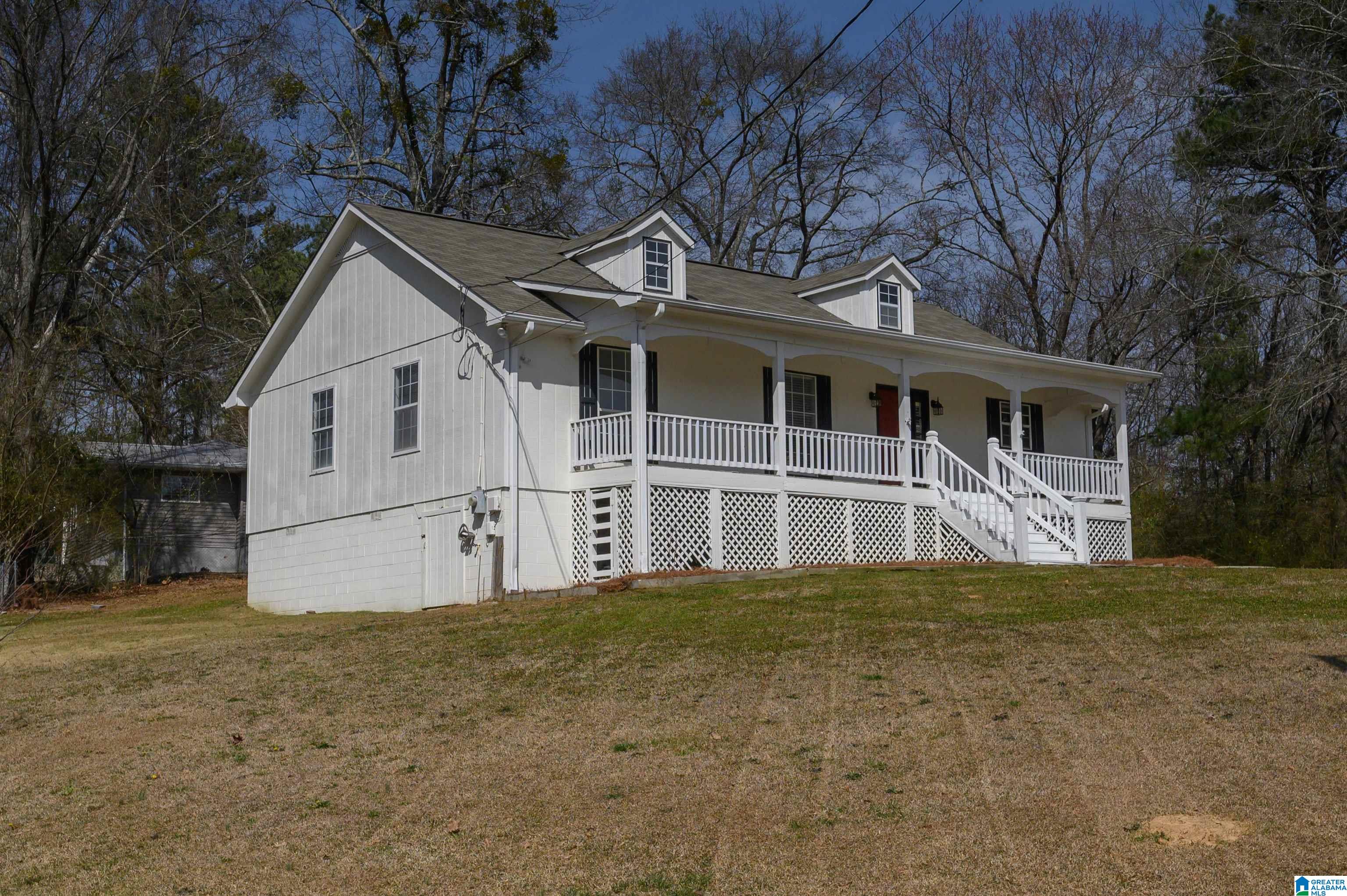 75 Beck Green Road Warrior, AL 35180 - Photo 2 of 33