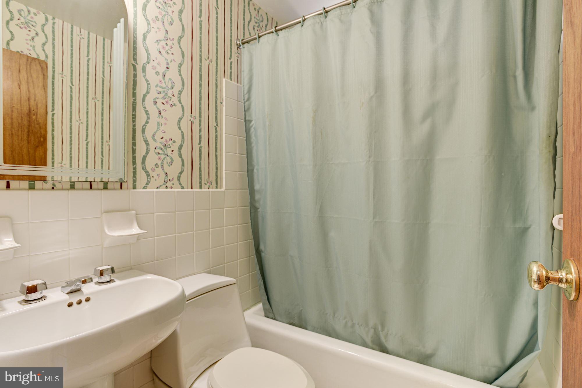 609 Church Road Reisterstown, MD 21136 - Photo 20 of 29 Full Bath