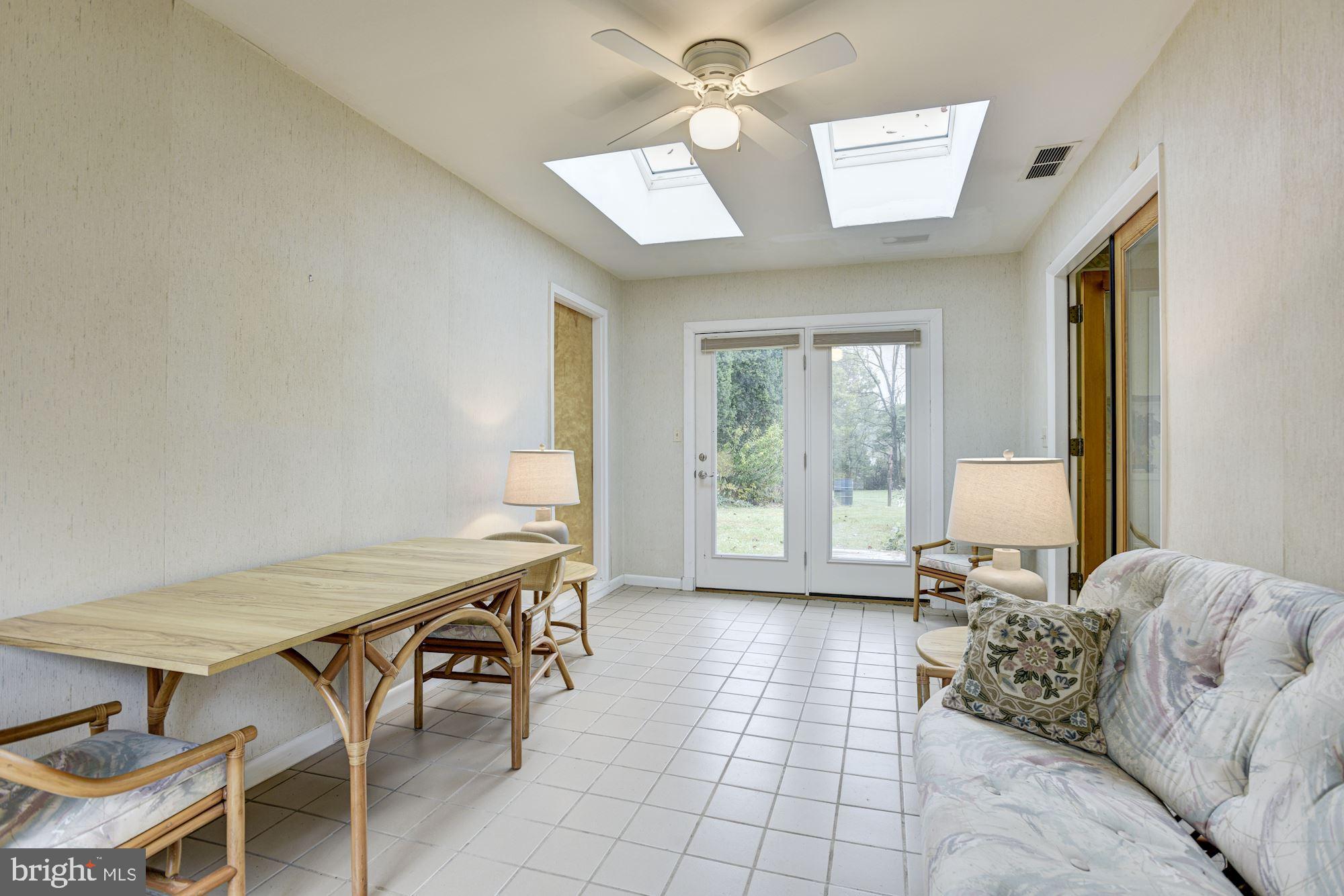 609 Church Road Reisterstown, MD 21136 - Photo 24 of 29 Sunroom | Skylights
