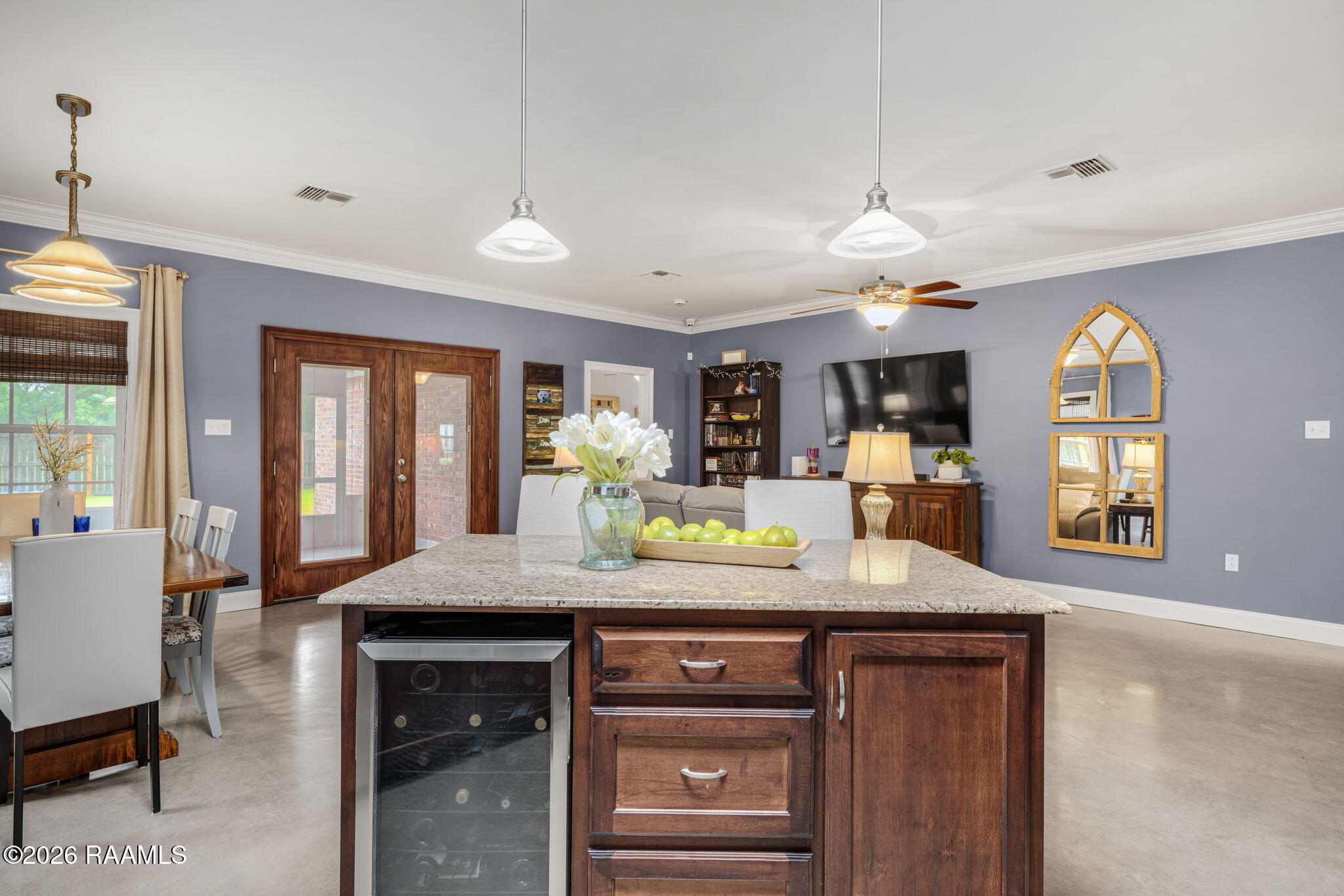 909 Russo Road New Iberia, LA 70563 - Photo 11 of 22 13-web-or-mls-909 Russo St-13