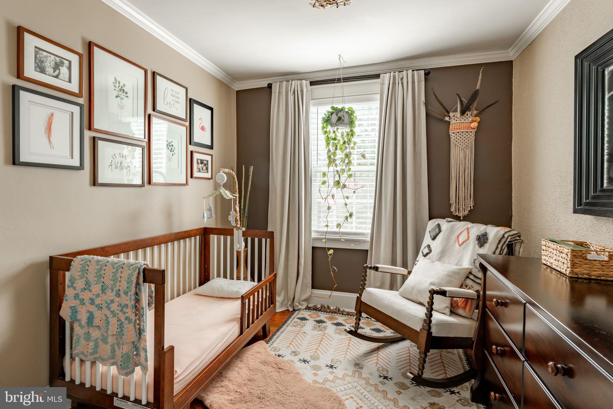 227 Ruby Street Lancaster, PA 17603 - Photo 18 of 42 a living room with furniture and windows