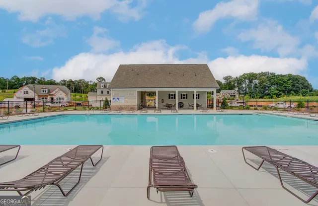 $591,679 | 87 Rose Lake Court, Unit 165A, Hoschton, GA 30548