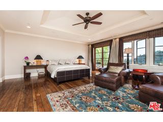 2100 Queensferry Road Los Angeles, CA 90049 - Photo 19 of 38