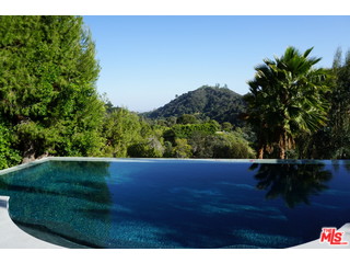 2100 Queensferry Road Los Angeles, CA 90049 - Photo 3 of 38