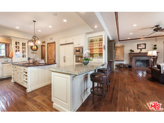 2100 Queensferry Road Los Angeles, CA 90049 - Photo 9 of 38