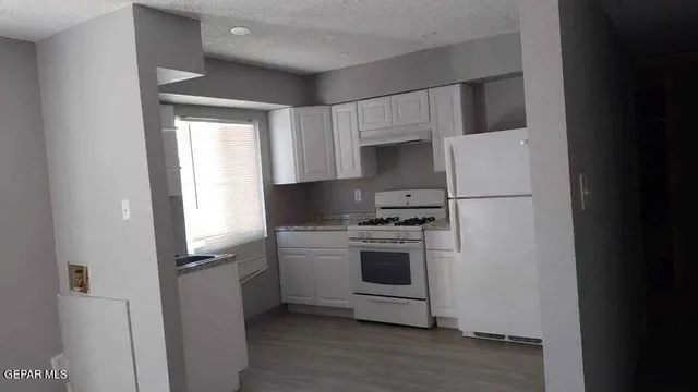 $425,000 | 187 North Awbrey Street, Unit 1 2 3 4 5, El Paso, TX 79905