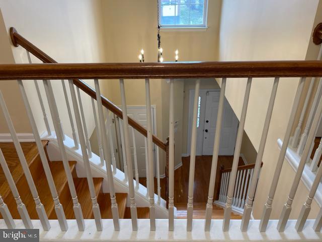47 Brownstone Road East Windsor, NJ 08520 - Photo 2 of 38