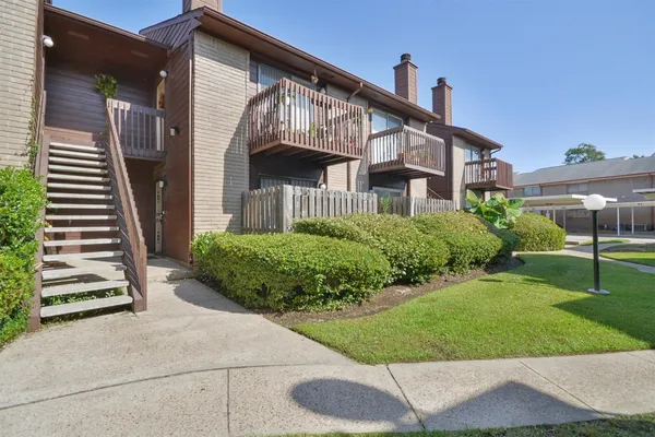 $965 | 12905 Woodforest Boulevard, Unit 607, Houston, TX 77015