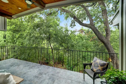 $450,000 | 6599 Bayou Glen Road, Houston, TX 77057