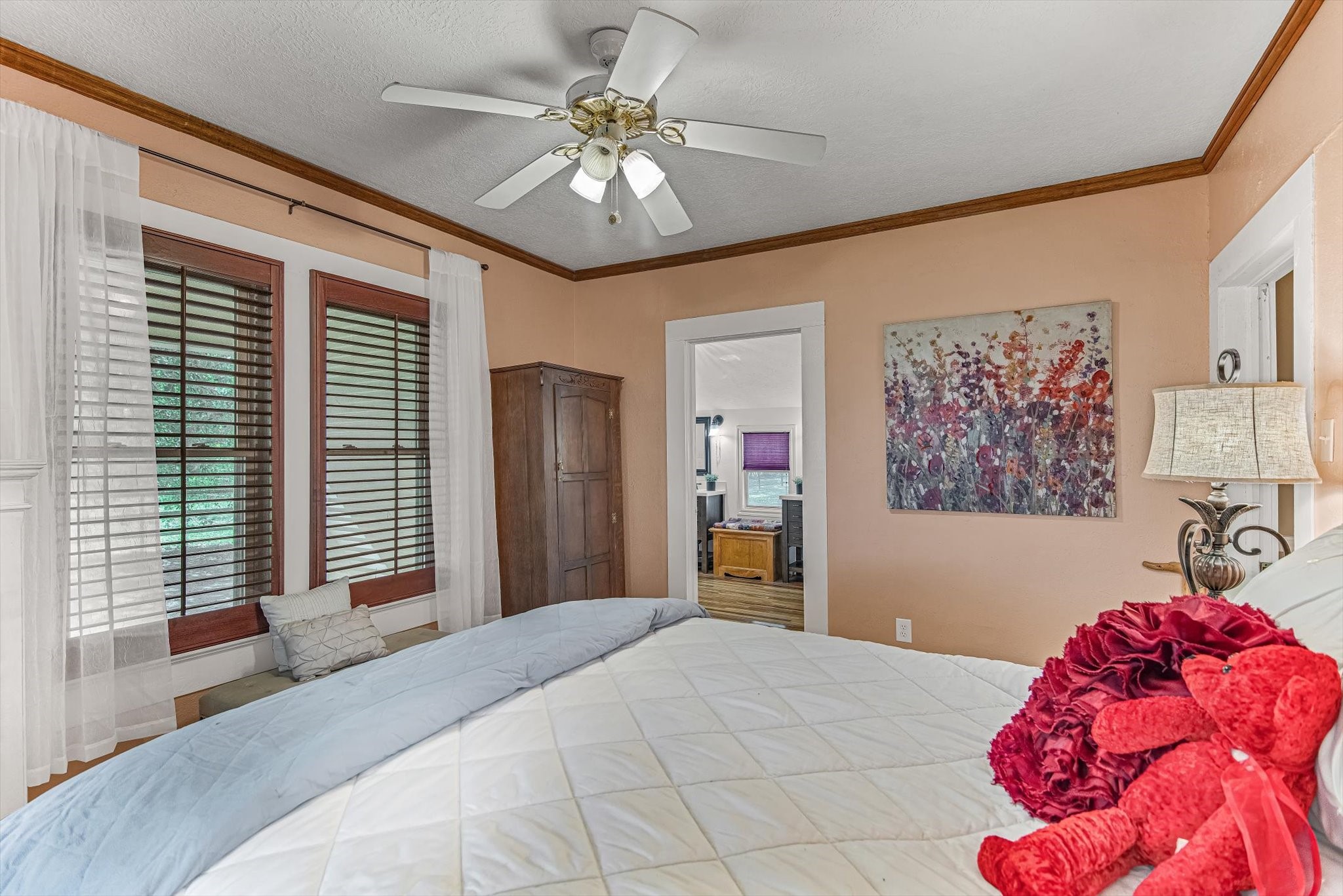 284 County Road 2003 South Liberty, TX 77575 - Photo 34 of 49 Primary bedroom