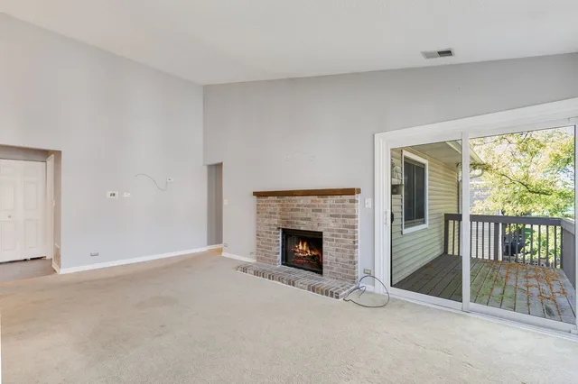 $310,000 | 938 Hidden Lake Drive, Unit 938, Buffalo Grove, IL 60089