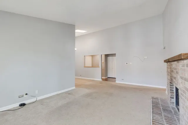 $310,000 | 938 Hidden Lake Drive, Unit 938, Buffalo Grove, IL 60089