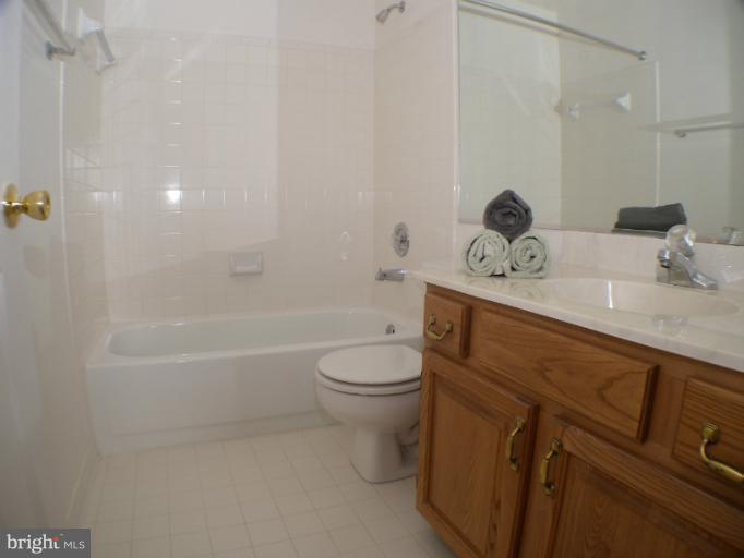 3606 Marcey Creek Road Laurel, MD 20724 - Photo 14 of 21 Bath (Master)