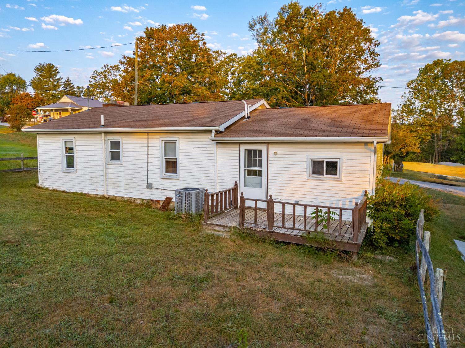 64 2nd Street Peebles, OH 45660 - Photo 6 of 31
