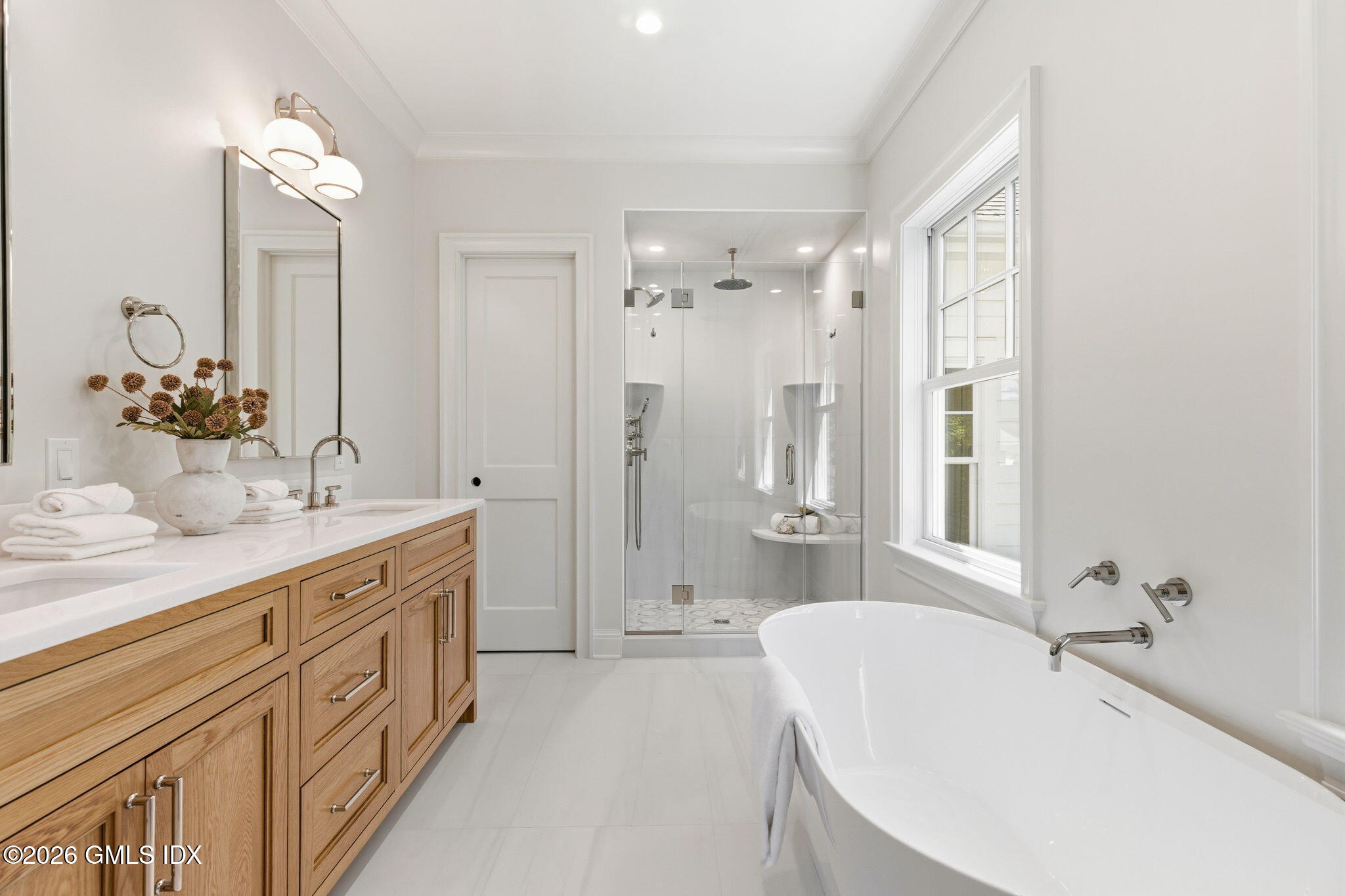 11 Hearthstone Drive Riverside, CT 06878 - Photo 21 of 37 Primary Bath