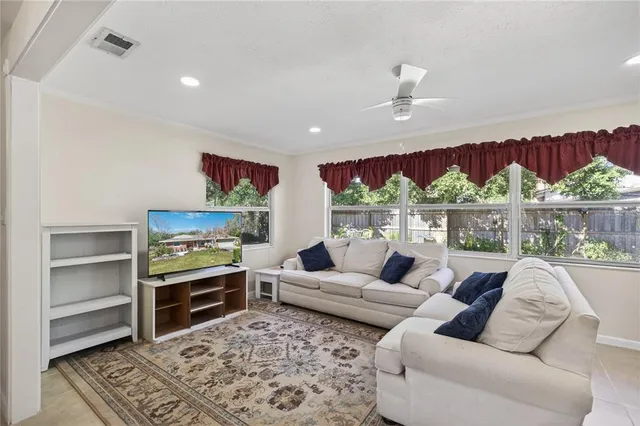 $310,000 | 1245 North Pineapple Lane, Eustis, FL 32726