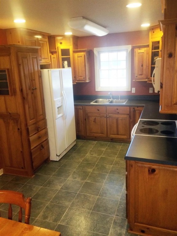 1810 Pearman Dairy Road Anderson, SC 29625 - Photo 8 of 24 Gallery Image 8