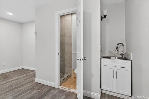 a room that has a mirror in it