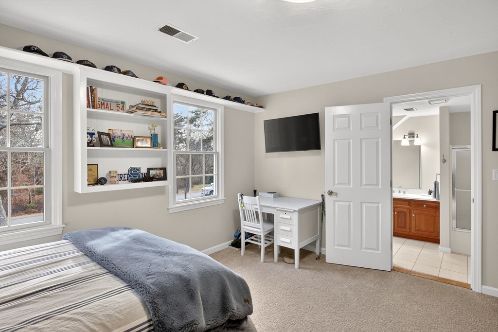 2 Jillson Way Sandwich, MA 02537 - Photo 23 of 41