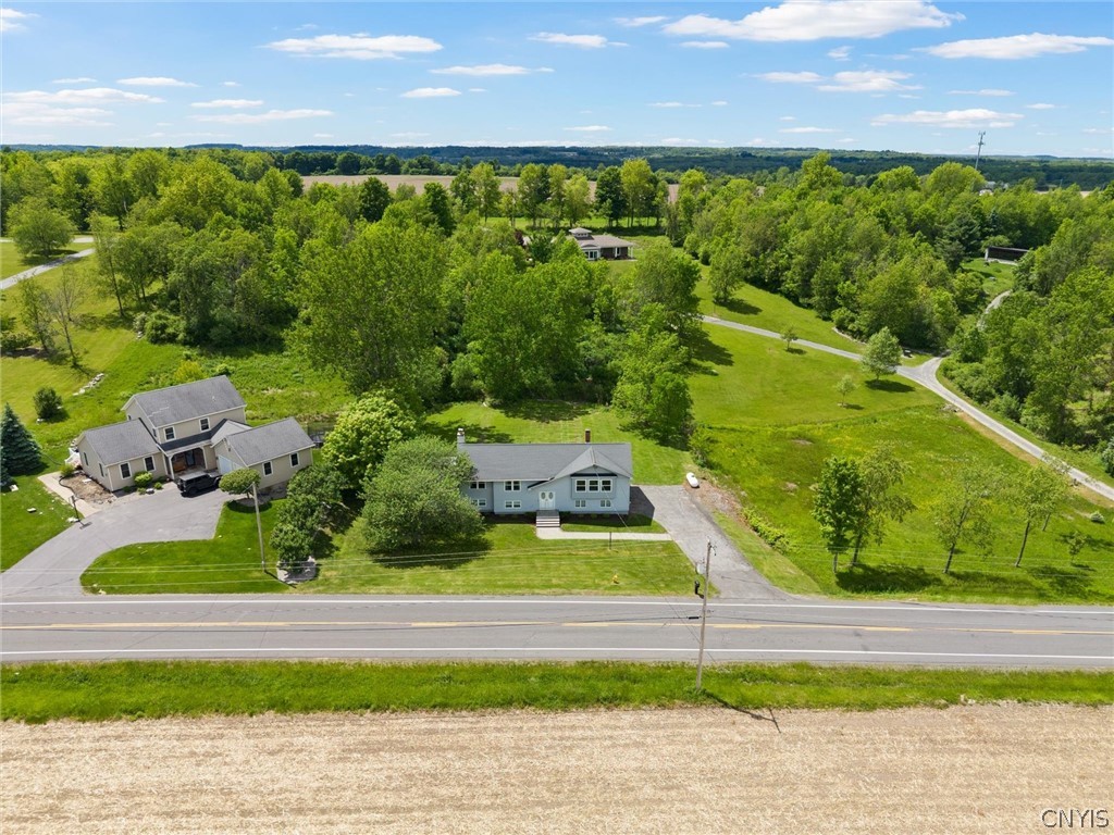 4557 Abbey Road Onondaga, NY 13215 - Photo 3 of 47