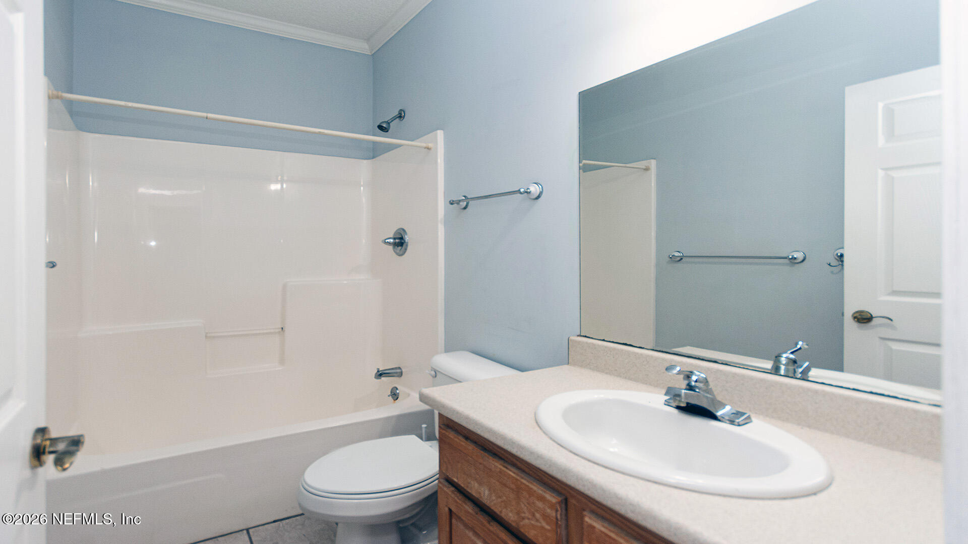 3237 Mayflower Street Jacksonville, FL 32205 - Photo 17 of 24 Guest Bathroom