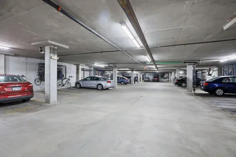 $275,000 | 240 Spring Street, Unit 203, St. Paul, MN 55102