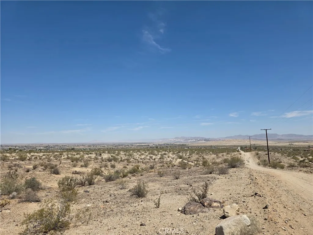 2 Baseline Road Twentynine Palms, CA 92277 - Photo 17 of 20 a view of an ocean beach