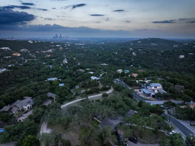 $2,900,000 | 1106 The High Road, Austin, TX 78746