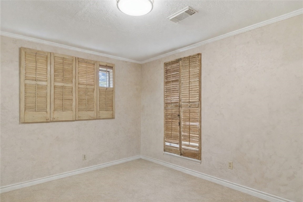 2003 Richvale Lane Houston, TX 77062 - Photo 17 of 29 a view of an empty room with a window