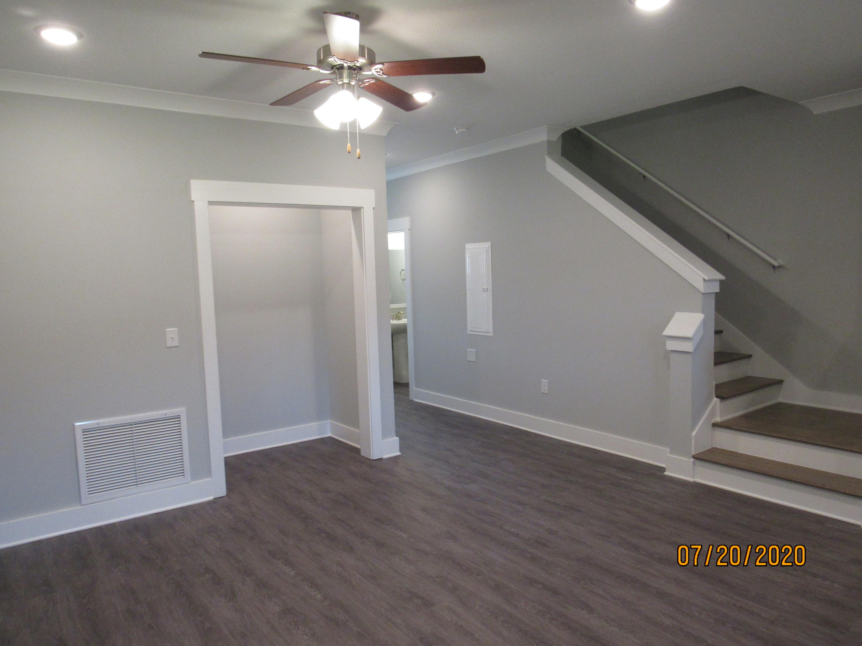 267 North Sand Palm Road Freeport, FL 32439 - Photo 2 of 18 IMG_4177