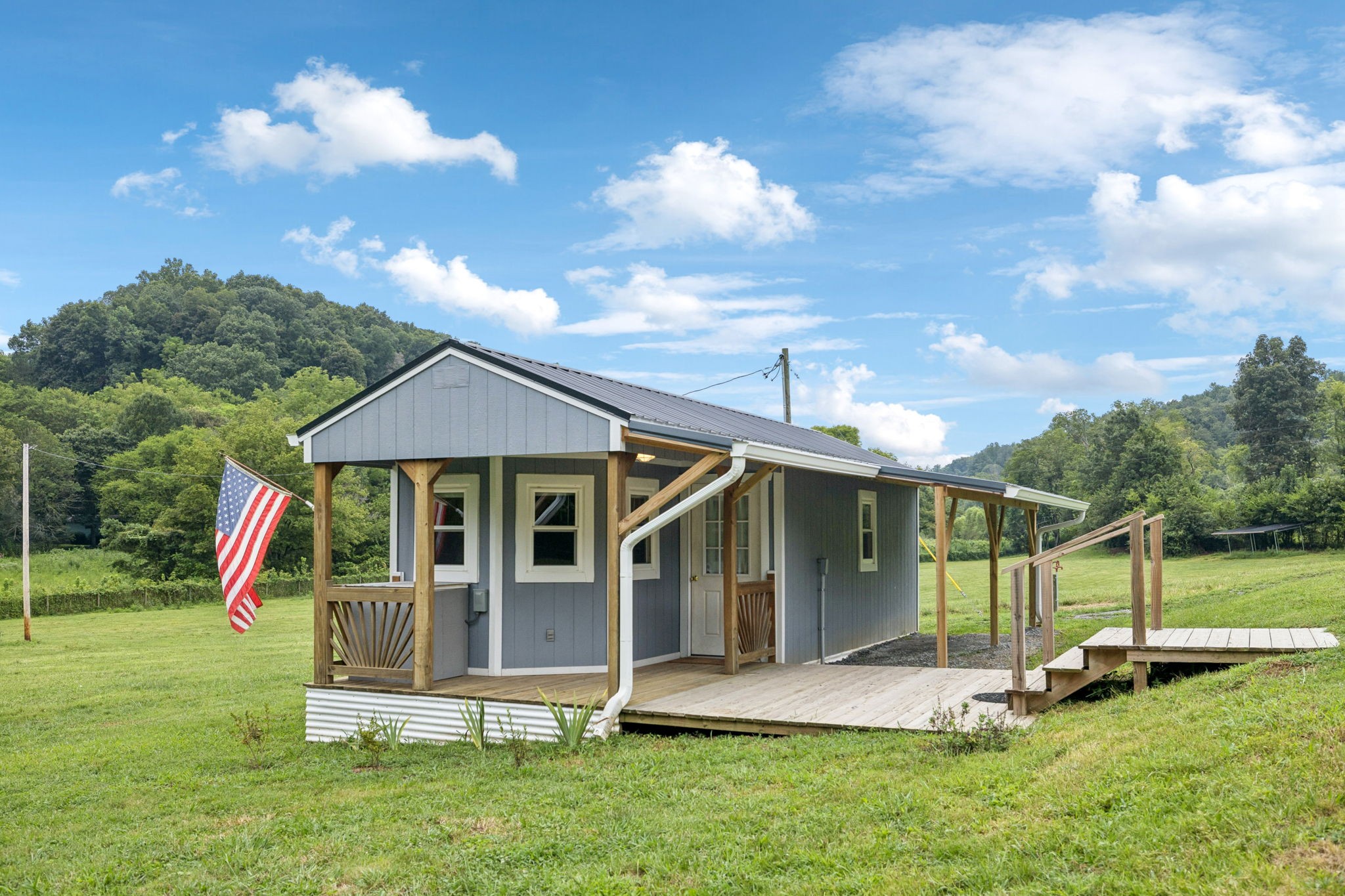 994 Bull Run Road Lynchburg, TN 37352 - Photo 36 of 76 a view of a house with a backyard