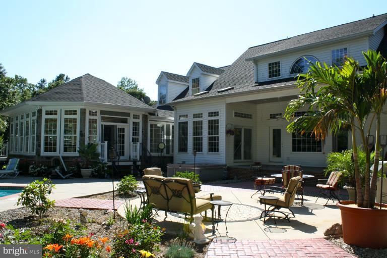 1818 Hatfield Road Huntingtown, MD 20639 - Photo 11 of 30 Exterior (Rear)