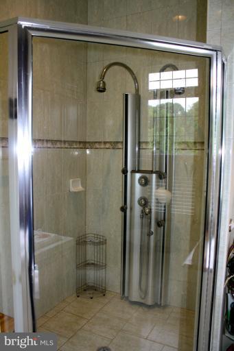 1818 Hatfield Road Huntingtown, MD 20639 - Photo 16 of 30 Bath (Master)