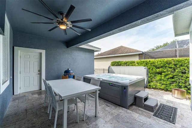 $650,000 | 16007 Loneoak View Drive, Lithia, FL 33547