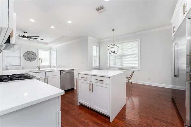 $650,000 | 16007 Loneoak View Drive, Lithia, FL 33547