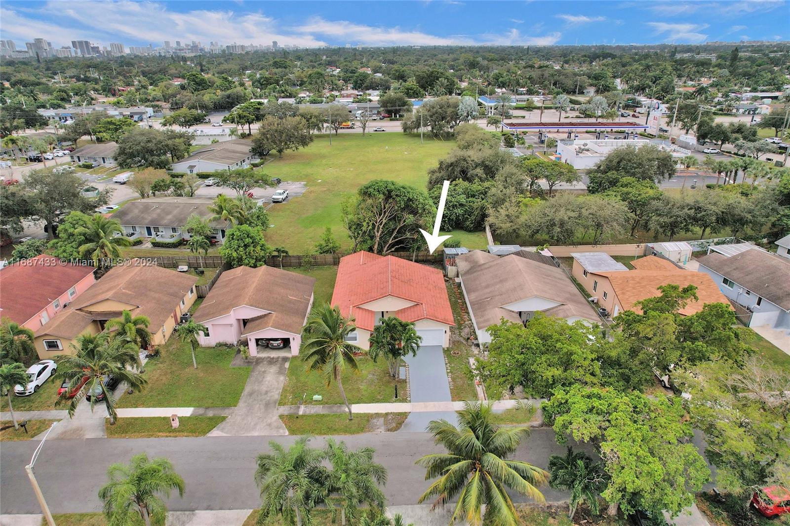 2516 Raleigh Street Hollywood, FL 33020 - Photo 20 of 24