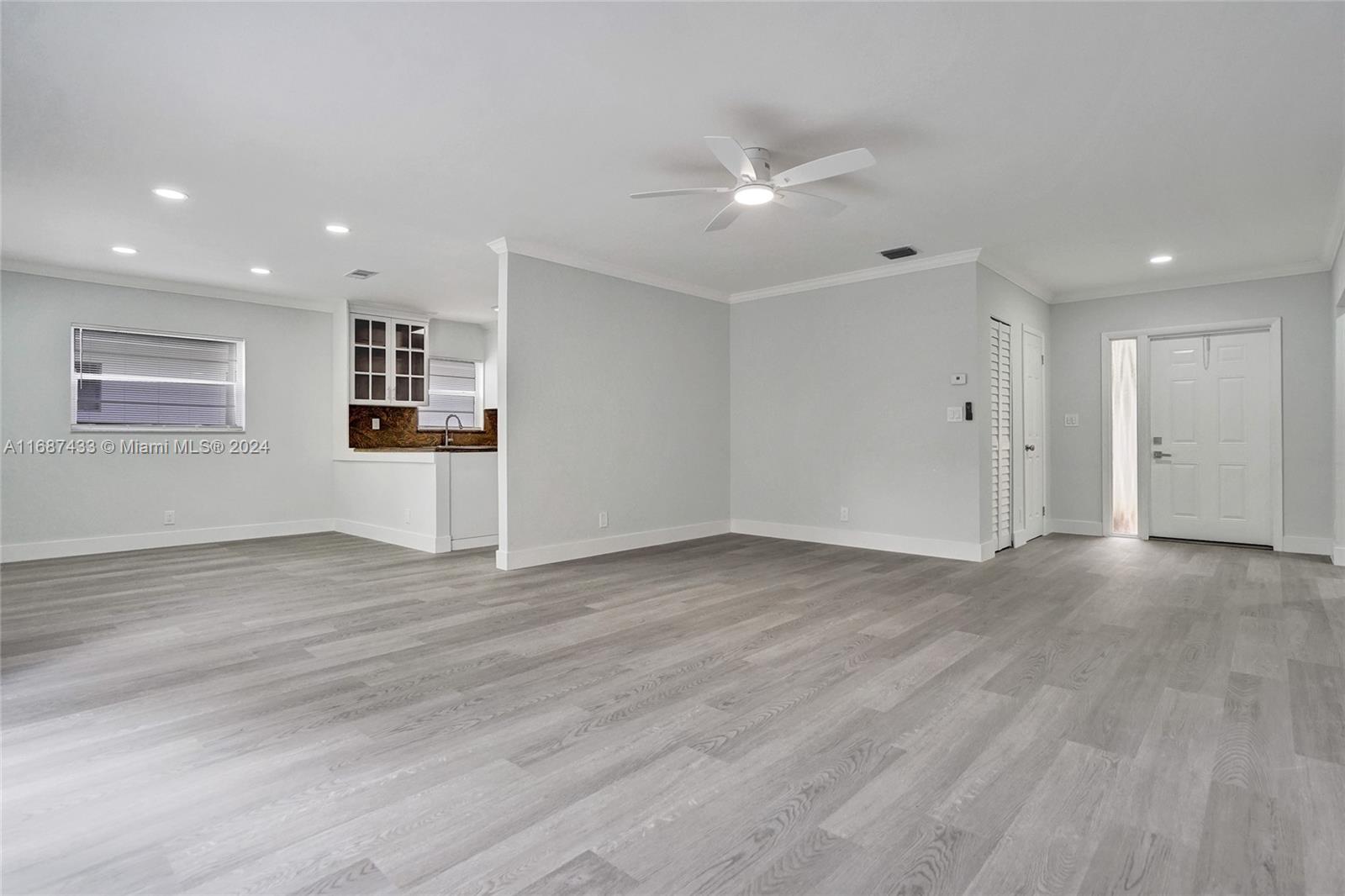 2516 Raleigh Street Hollywood, FL 33020 - Photo 4 of 24
