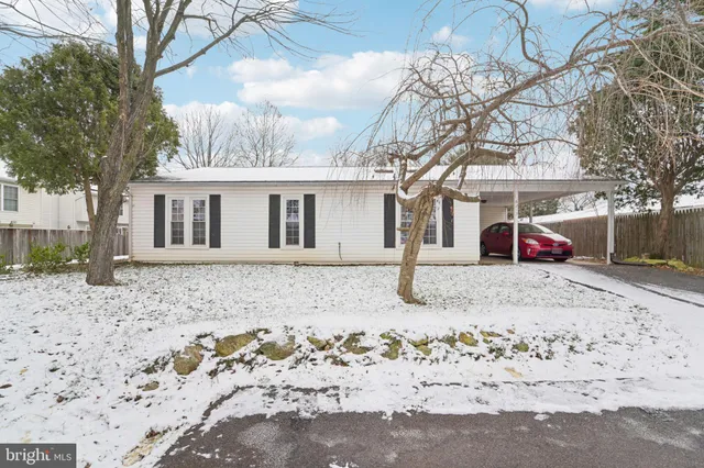 $375,000 | 8213 Shady Spring Drive, Gaithersburg, MD 20877