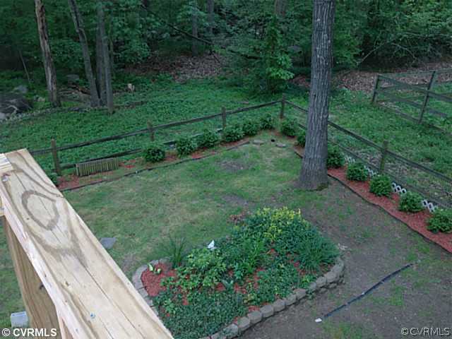 2010 Ridge Stone Court Henrico, VA 23238 - Photo 11 of 17 Gallery Image 11