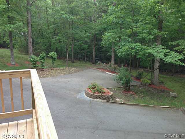 2010 Ridge Stone Court Henrico, VA 23238 - Photo 13 of 17 Gallery Image 13