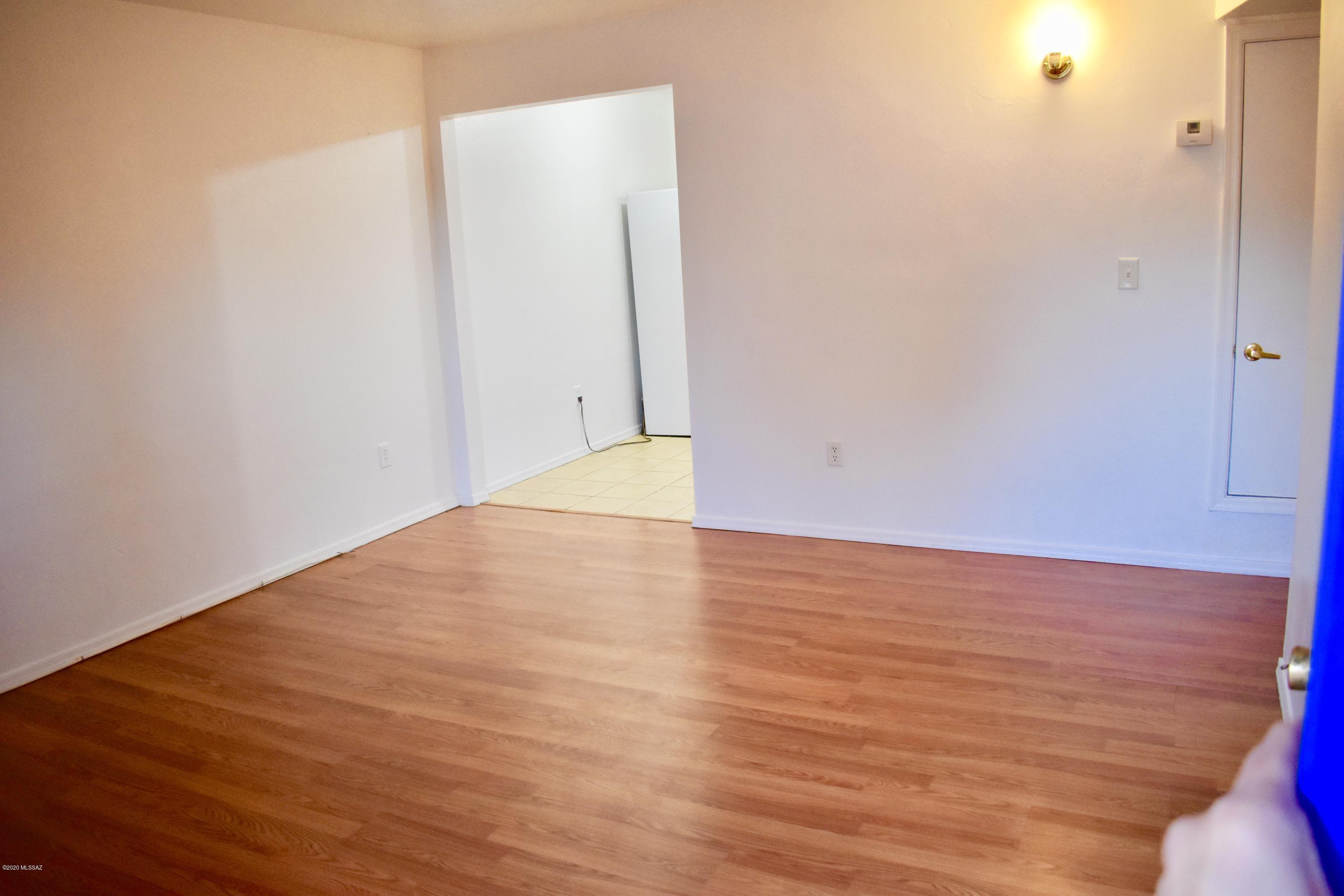 350 North Silverbell Road Tucson, AZ 85745 - Photo 16 of 26