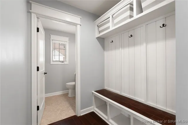 $699,000 | 1605 Nole Drive, Jeffersonville, IN 47130